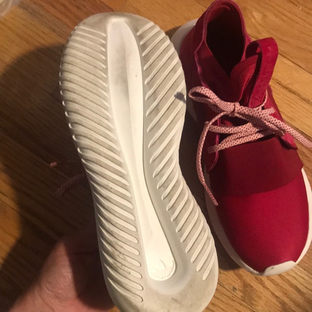 adidas - Picture 2 of 2
